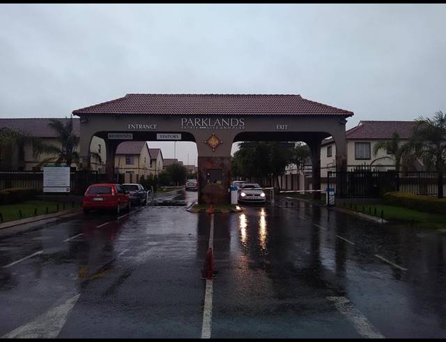 2 BEDROOM PROPERTY TO RENT IN PARKRAND